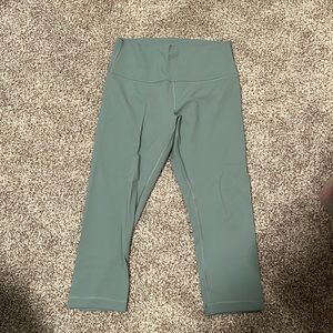 womens lulu cropped leggings